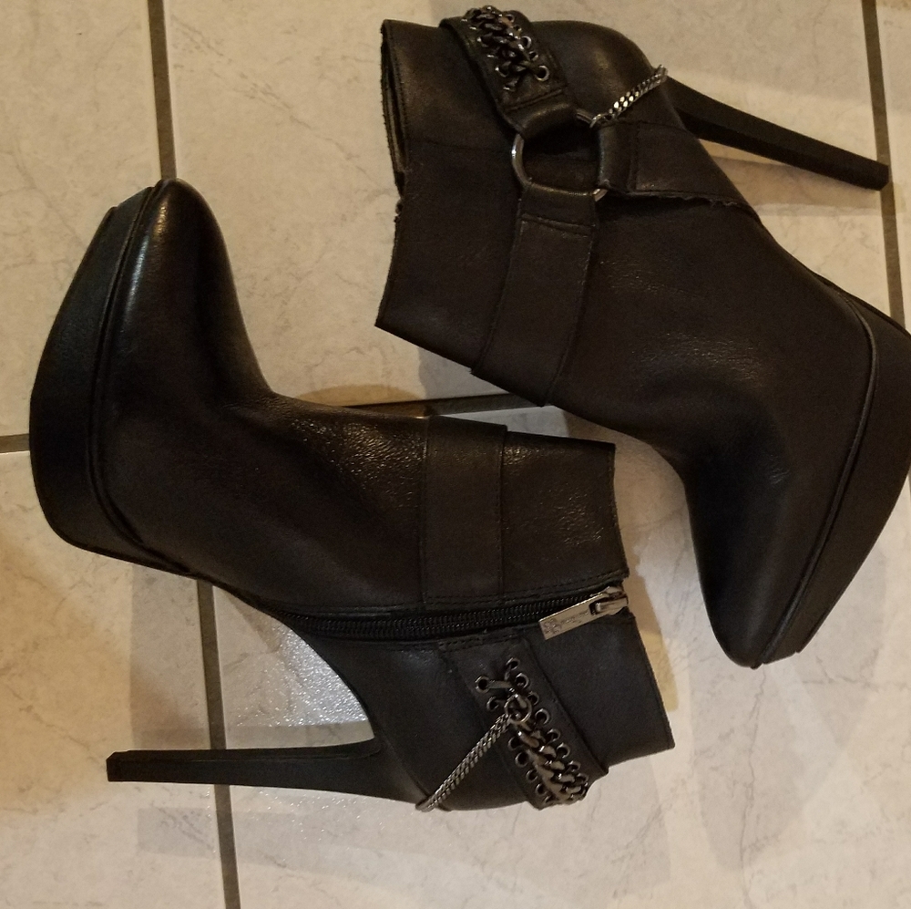 Jessica Simpson Vinata boots